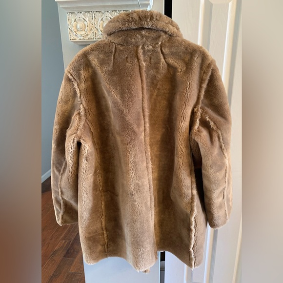 J. Crew Soft Brown Faux Fur Coat NWT - L - Picture 6 of 11